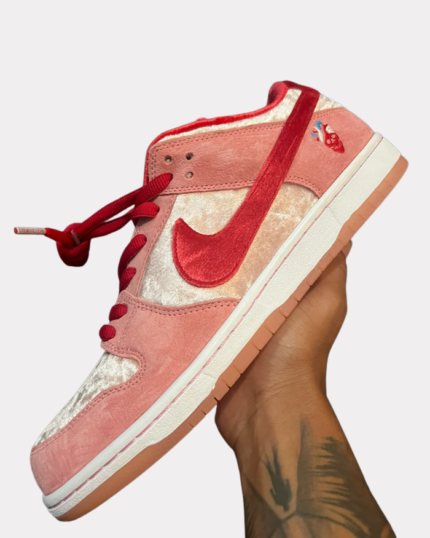 Strangelove x Dunk Low SB